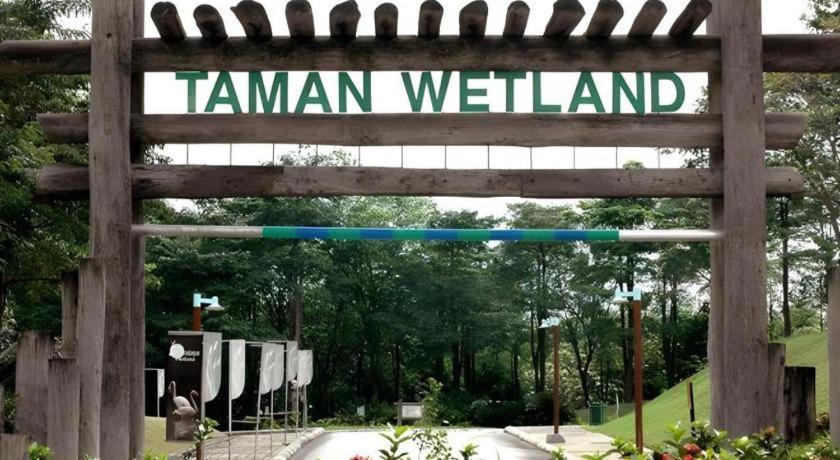 Serdang Business Hotel Seri Kembangan Zewnętrze zdjęcie